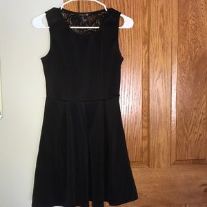 Black forever 21 dress
